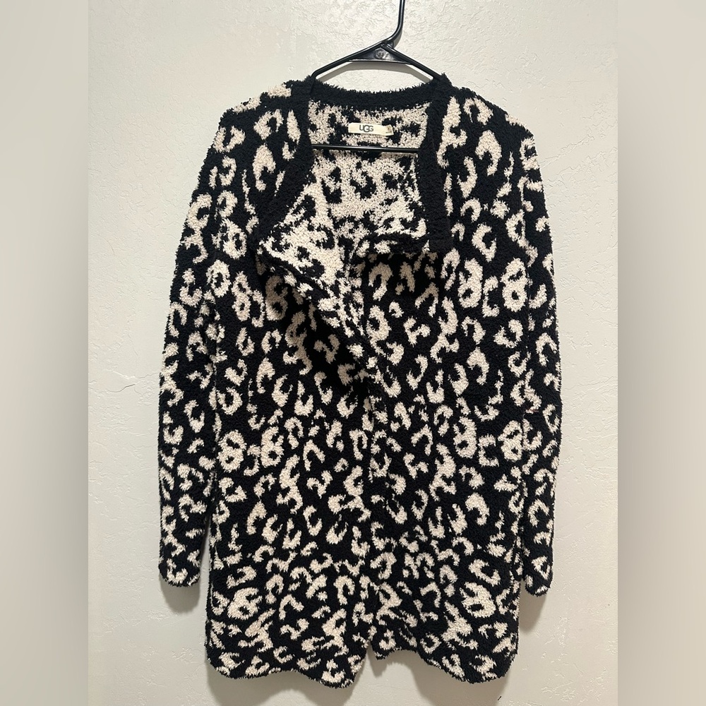 UGG Black and White Animal Print Cardigan - Picture 3 of 12